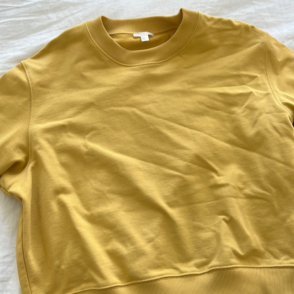 COS sweatshirt. Brand new! Size medium womens